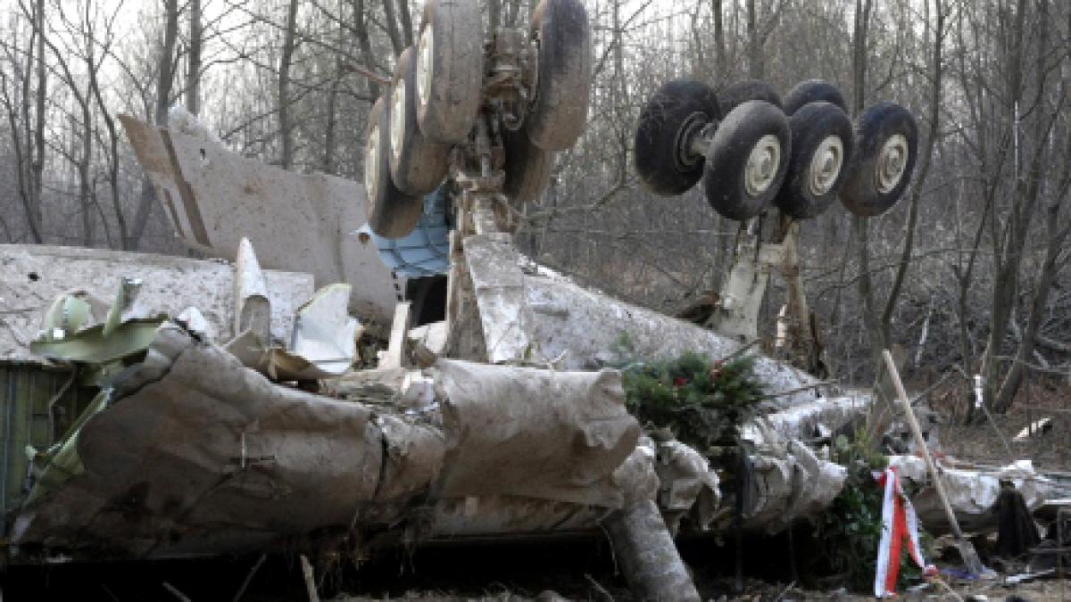 Patru militari ruşi vor fi judecaţi pentru furt de carduri bancare de la Smolensk