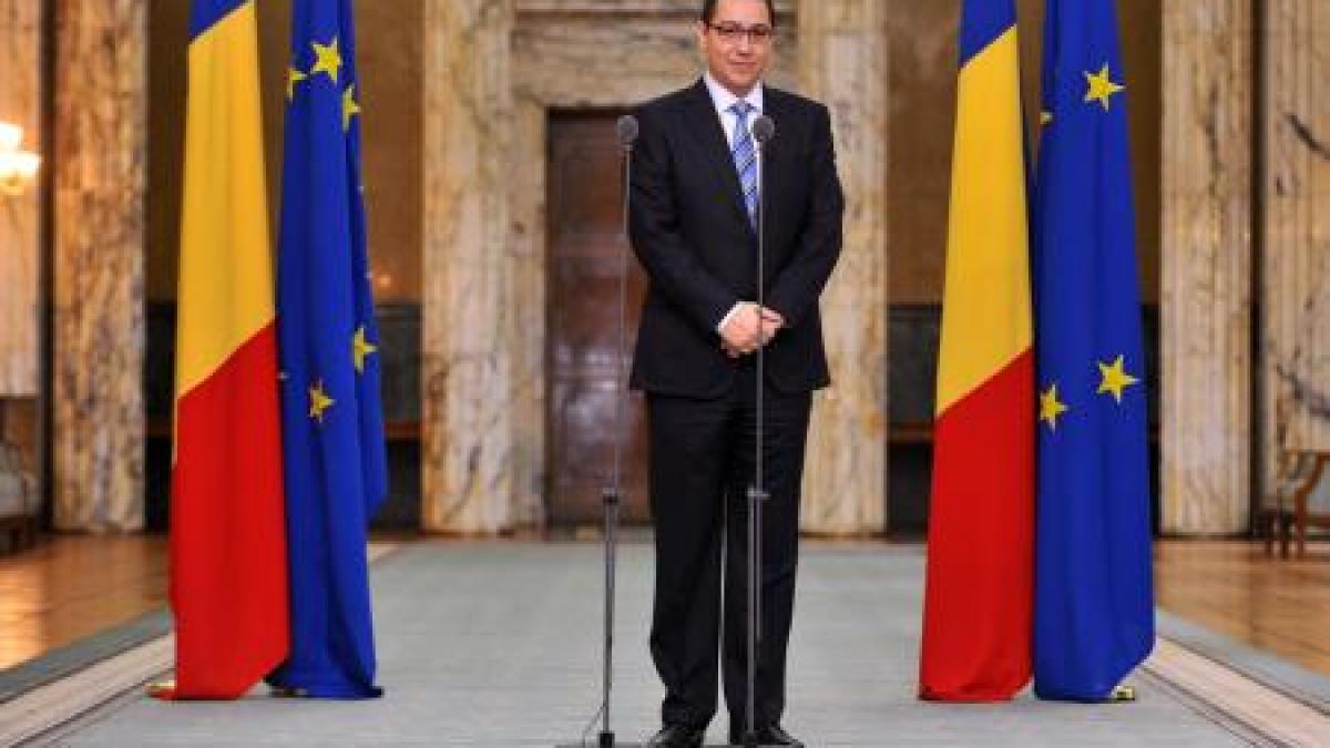 Premierul Ponta urează românilor un 2013 &quot;mai bun, mai prosper, cu mai multă solidaritate şi unitate&quot;