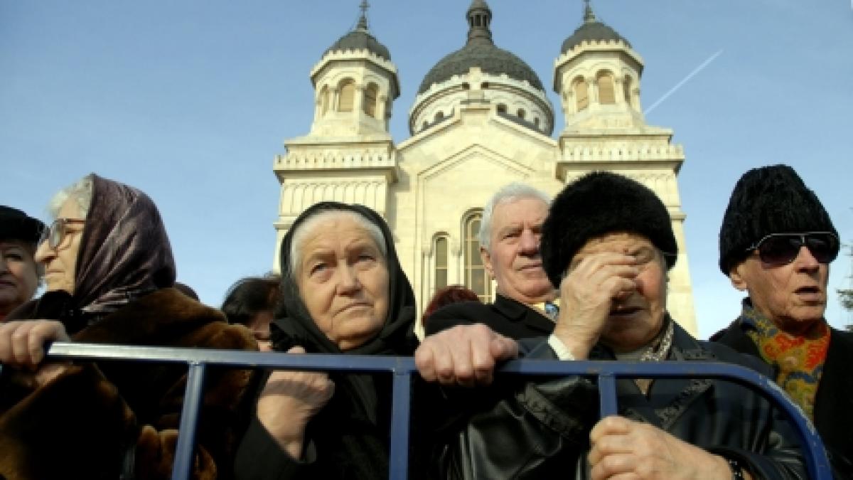 Circa 10.000 de credincioşi sunt aşteptaţi să participe la slujba de Bobotează de la malul mării