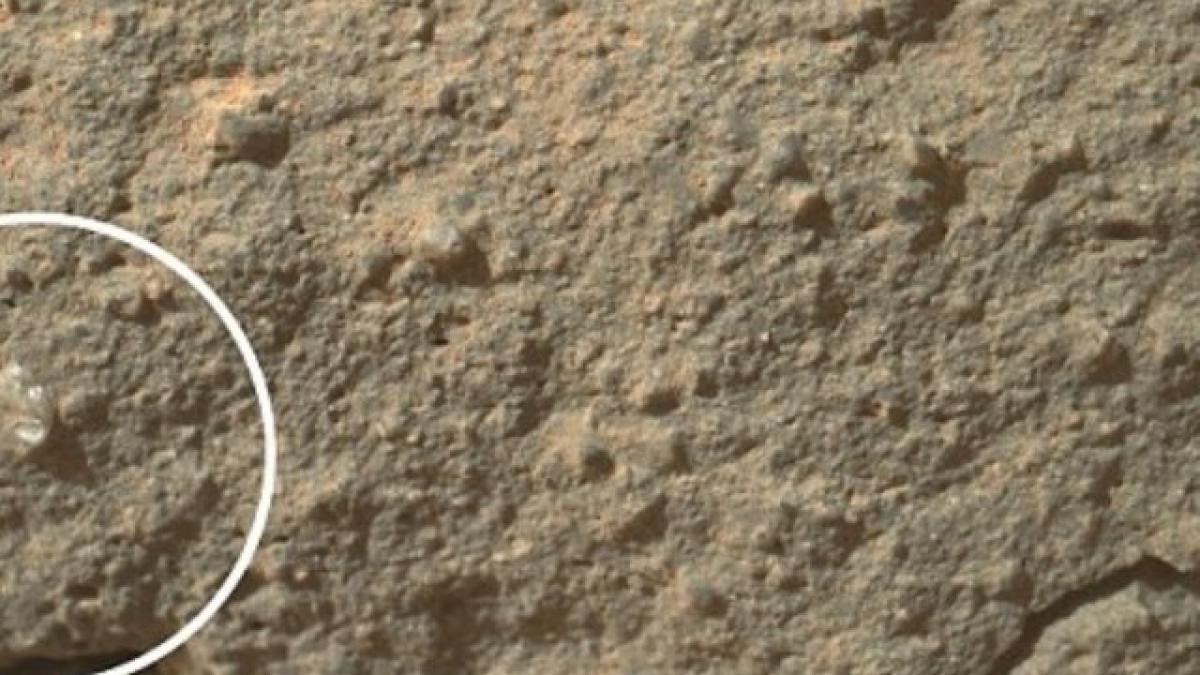 Nu se aşteptau să găsească asta tocmai pe Marte. Ce a fotografiat Curiosity pe Planeta Roşie