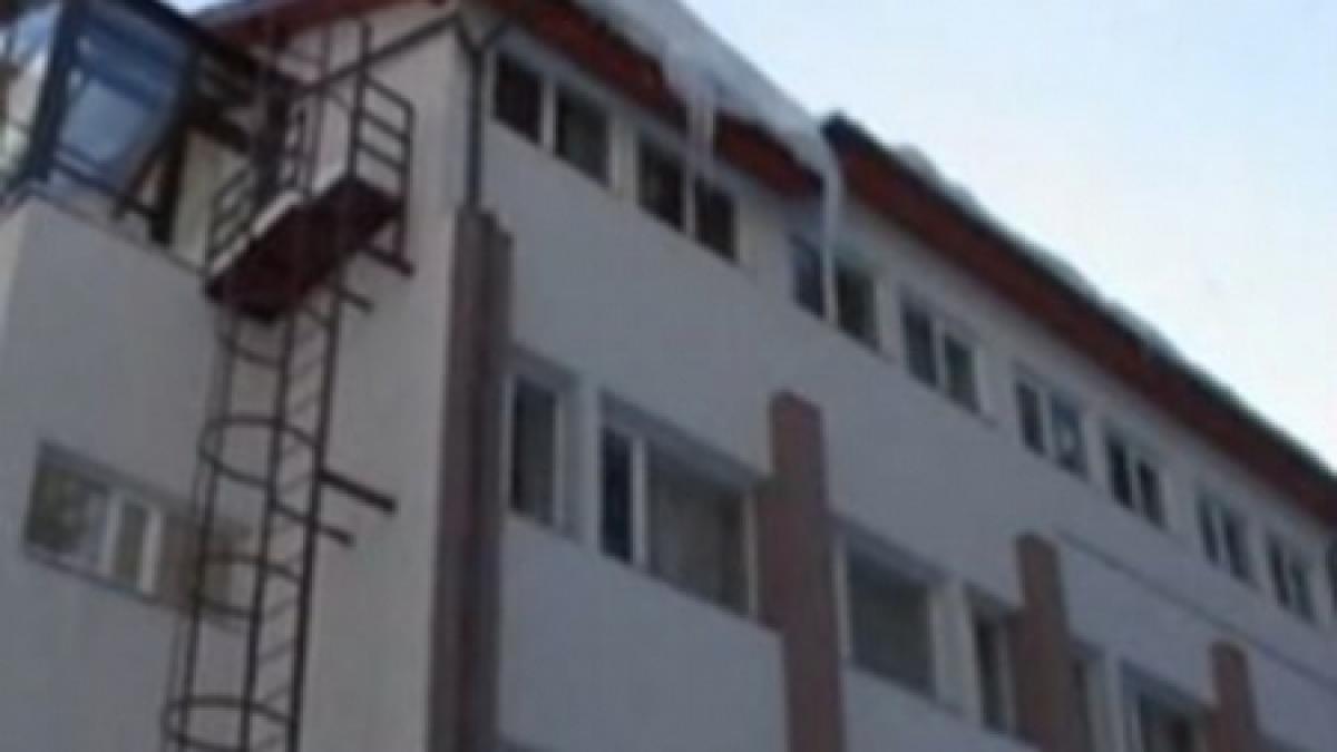 Dosar penal pentru ucidere din culpă în cazul elevei aflate în tabără la Buşteni