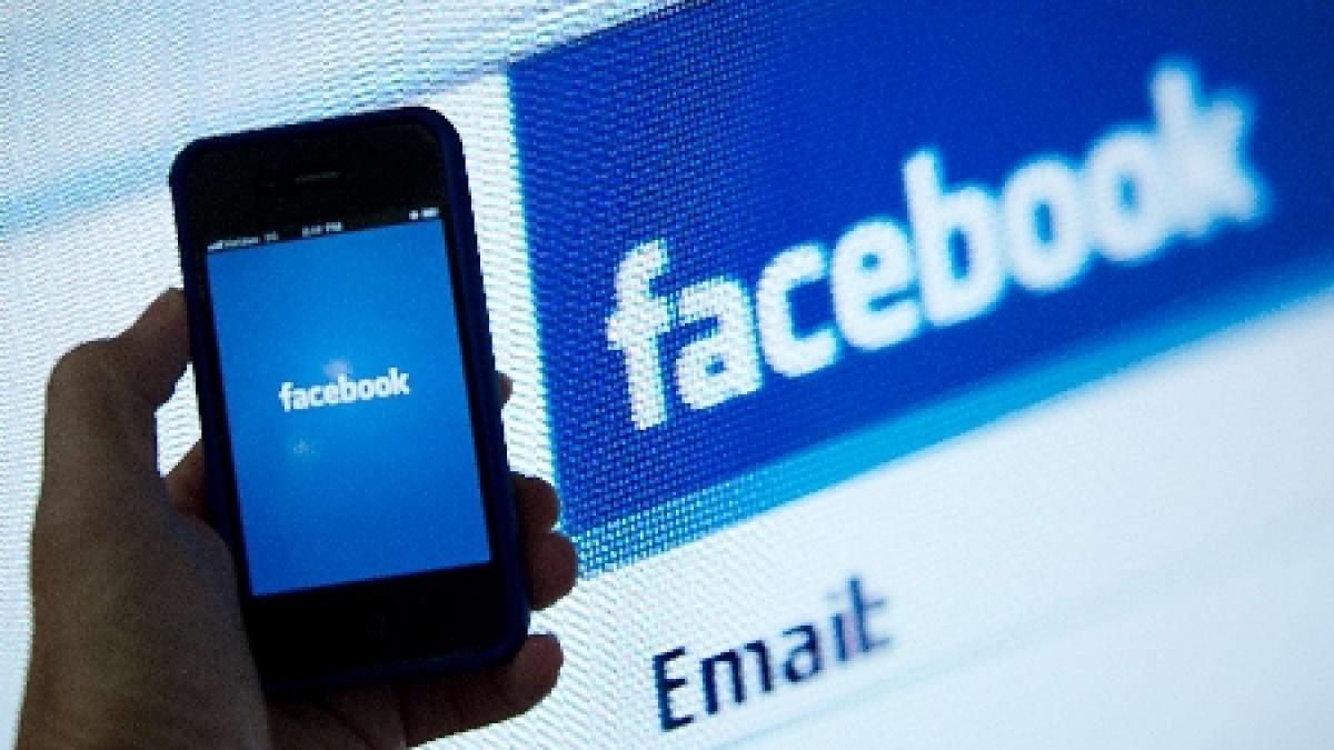 Telefonul Facebook, mit sau realitate? Ce răspunde Mark Zuckerberg 