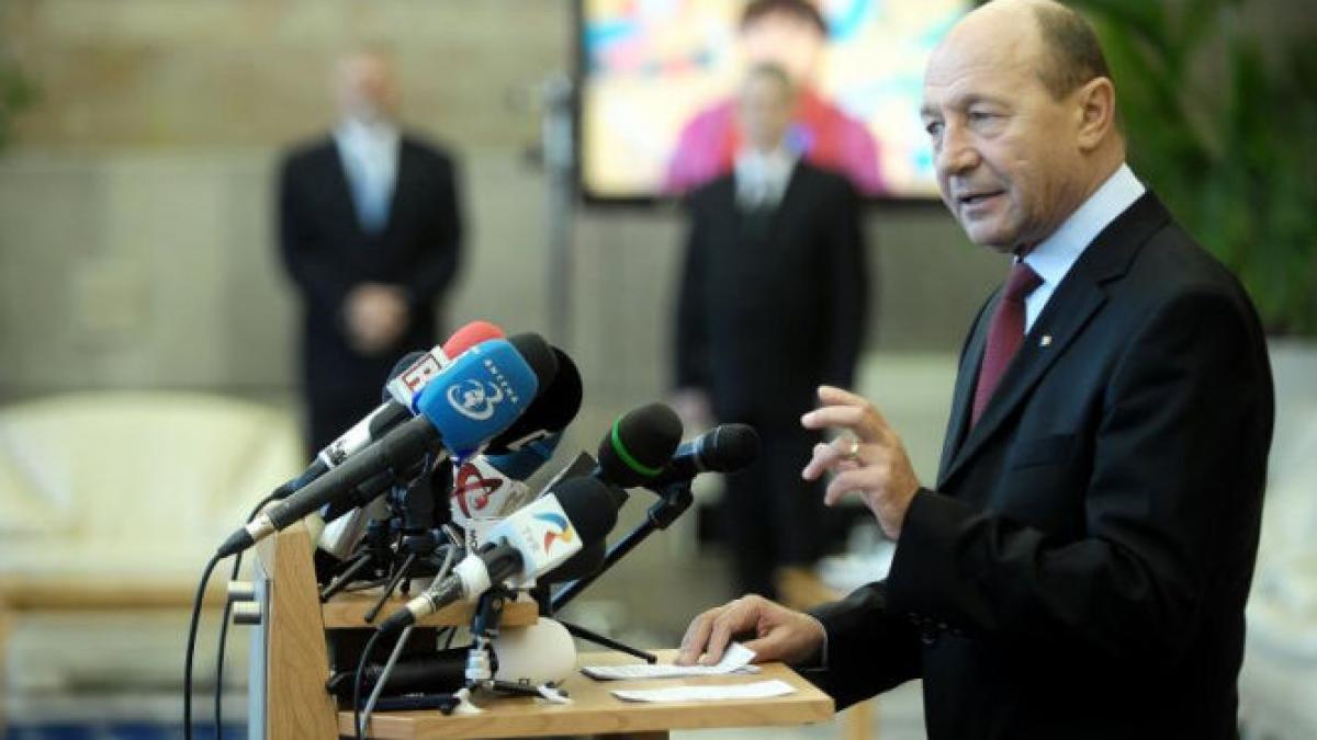 Traian Băsescu a promulgat Legea privind degrevarea instanţelor 