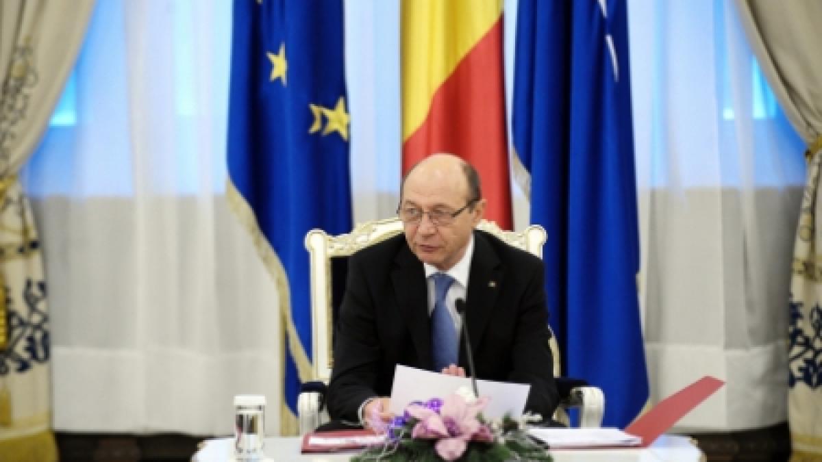 Președintele Traian Băsescu a numit în funcție 121 de judecători şi 68 de procurori