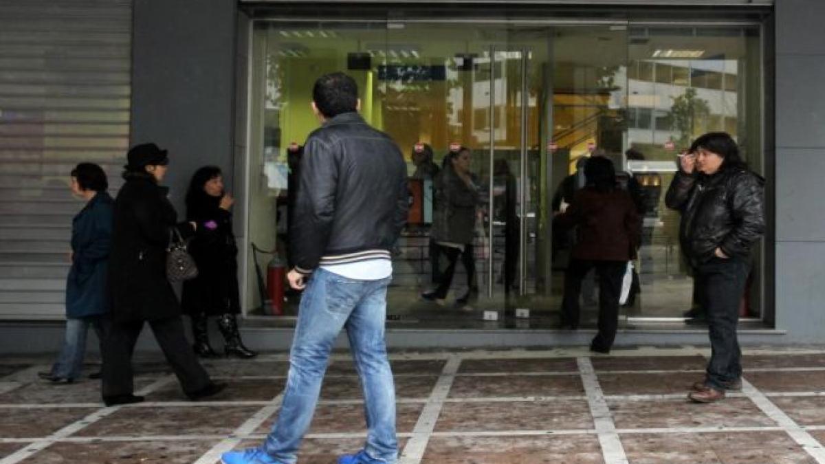 Şomajul din Grecia a ajuns la un nivel record de 27%