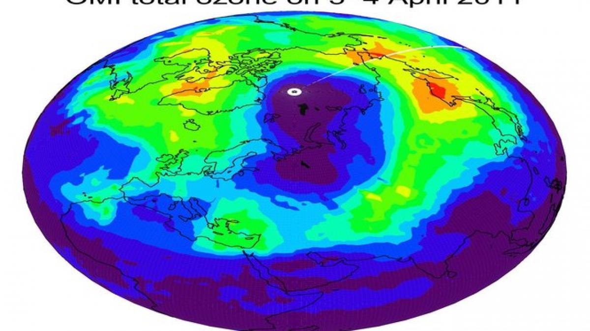 Căderea de meteoriţi deasupra Rusiei ar putea provoca o GAURĂ în stratul de OZON