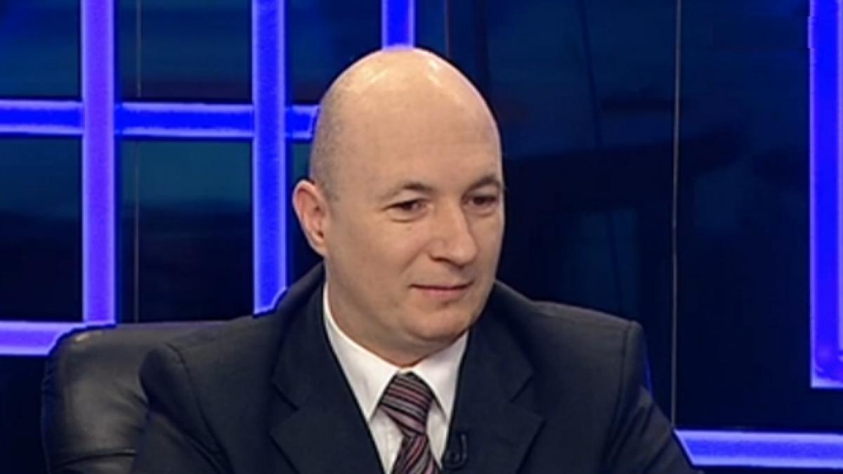 Codrin Ştefănescu: Aderarea lui Iohannis la liberali e un câştig şi pentru PNL, şi pentru USL