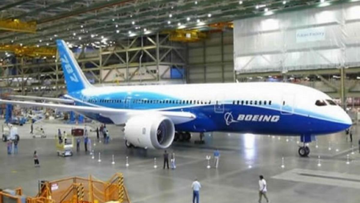 Probleme la Boeing: Unde să parcheze noile avioane 787 care au interdicţie la zbor