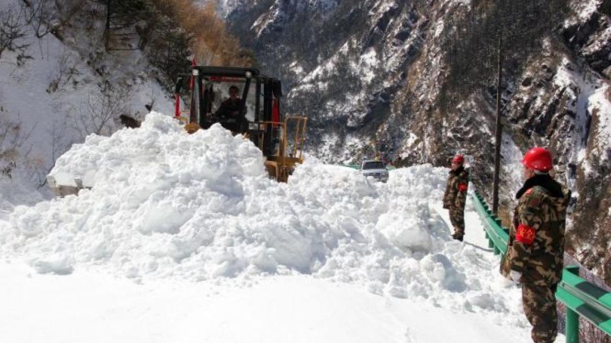 Stare de urgenţă în SUA, din cauza ninsorilor. Stratul de zăpadă are 47 cm, aproape de recordul absolut