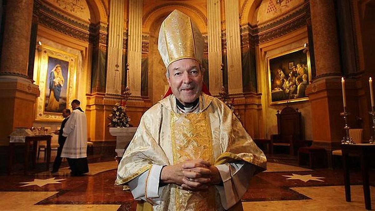 LOVITURA pe care o primeşte Papa Benedict înainte de a părăsi Vaticanul. &quot;Guvernarea nu era punctul lui forte&quot;