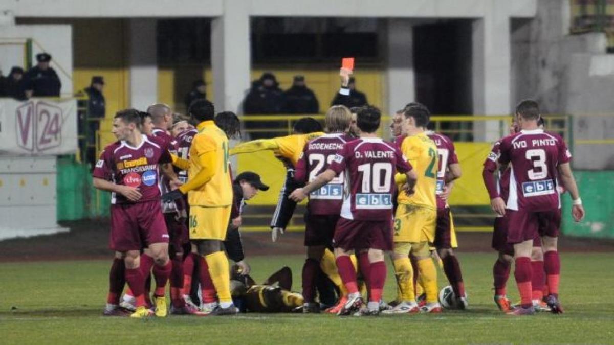 Căpitanul lui CFR Cluj, Ricardo Cadu, a fost suspendat 9 etape şi amendat cu 18.000 de lei