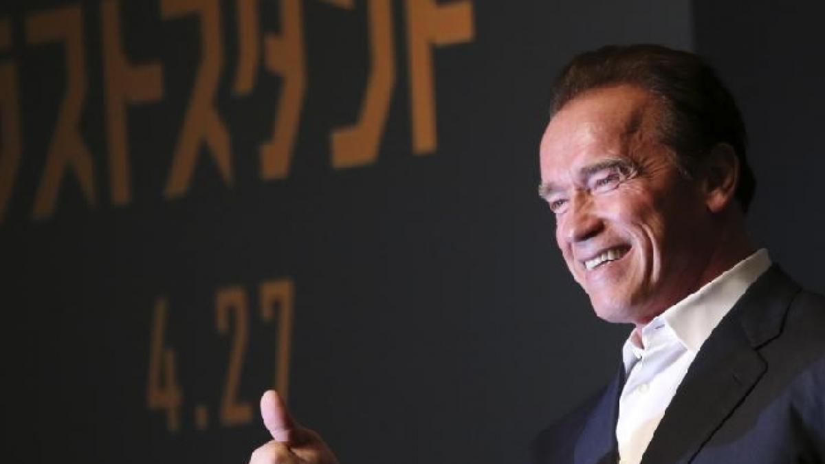 Arnold Schwarzenegger se întoarce la filme şi culturism