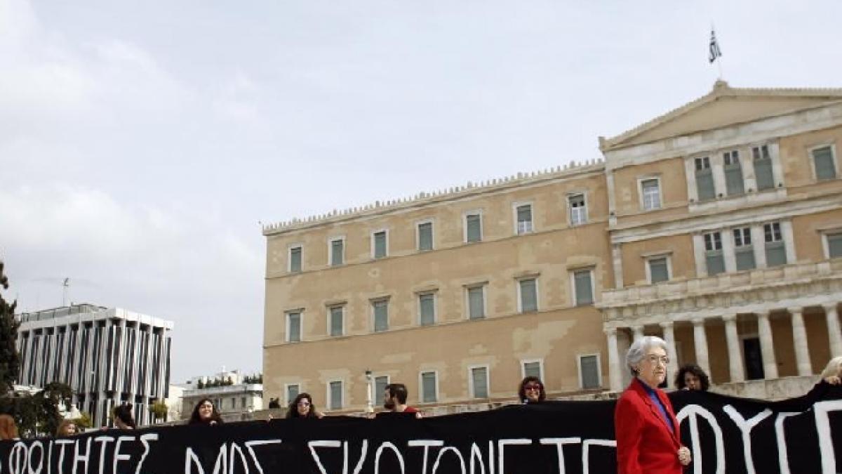 Peste 1.000 de profesori au manifestat împotriva măsurilor de austeritate în domeniul Educaţiei