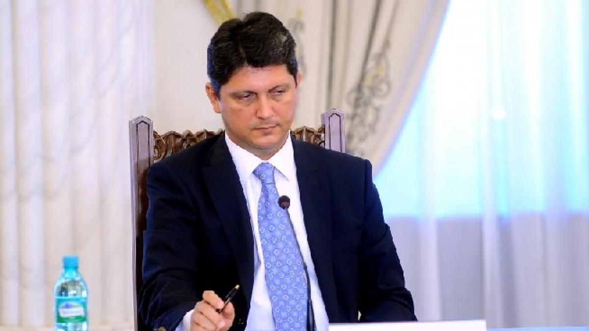 Traian Băsescu îl invită pe Titus Corlăţean să renunţe la afirmaţiile referitoare la spaţiul Schengen