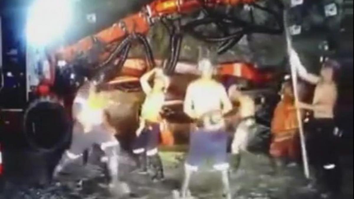 Australia: 15 mineri au fost concediaţi pentru că au dansat Harlem Shake