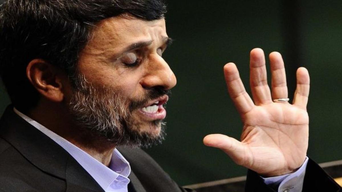 Mahmoud Ahmadinejad: &quot;Hugo Chavez şi Iisus se vor întoarce împreună&quot;