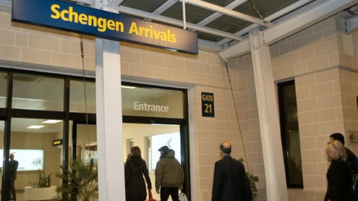 Stroe: Tragem speranţa ca subiectul Schengen să fie rediscutat la sfârșitul anului. Germania, favorabilă aderării până în decembrie