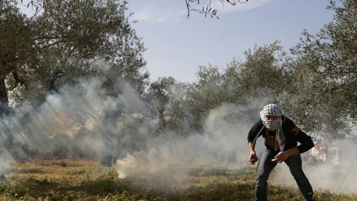 Ciocniri între palestinieni şi poliţişti israelieni pe Esplanada Moscheilor din Ierusalim