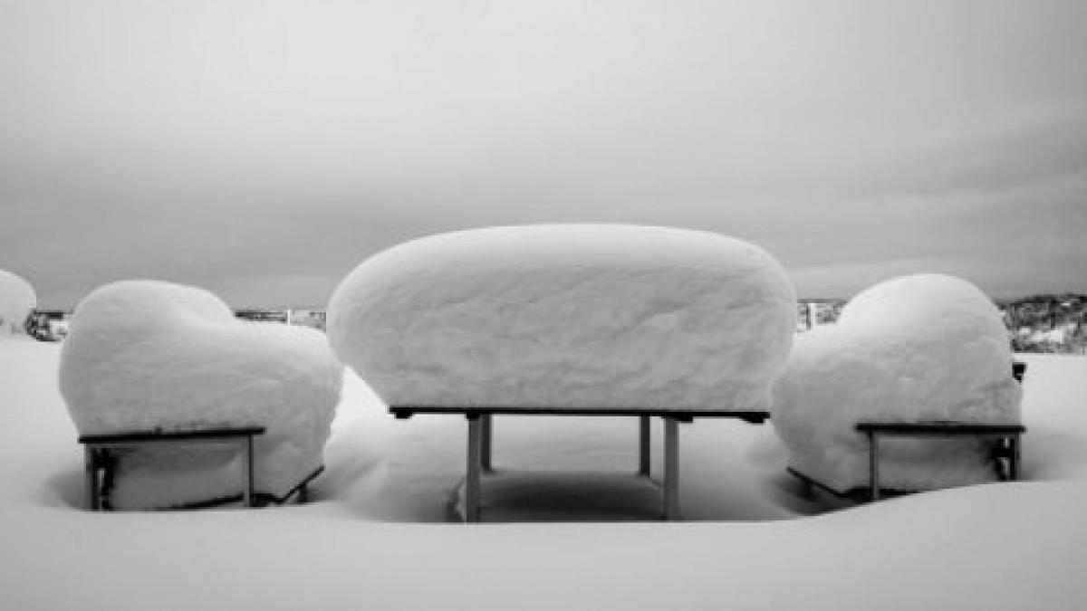 Cod galben de ninsori şi vânt, în toată ţara, până vineri. Vezi prognoza meteo