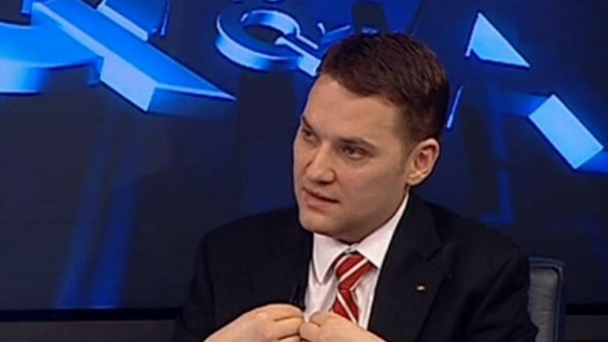 Dan Şova este sau nu incompatibil? Ministrul ameninţă cu o plângere penală