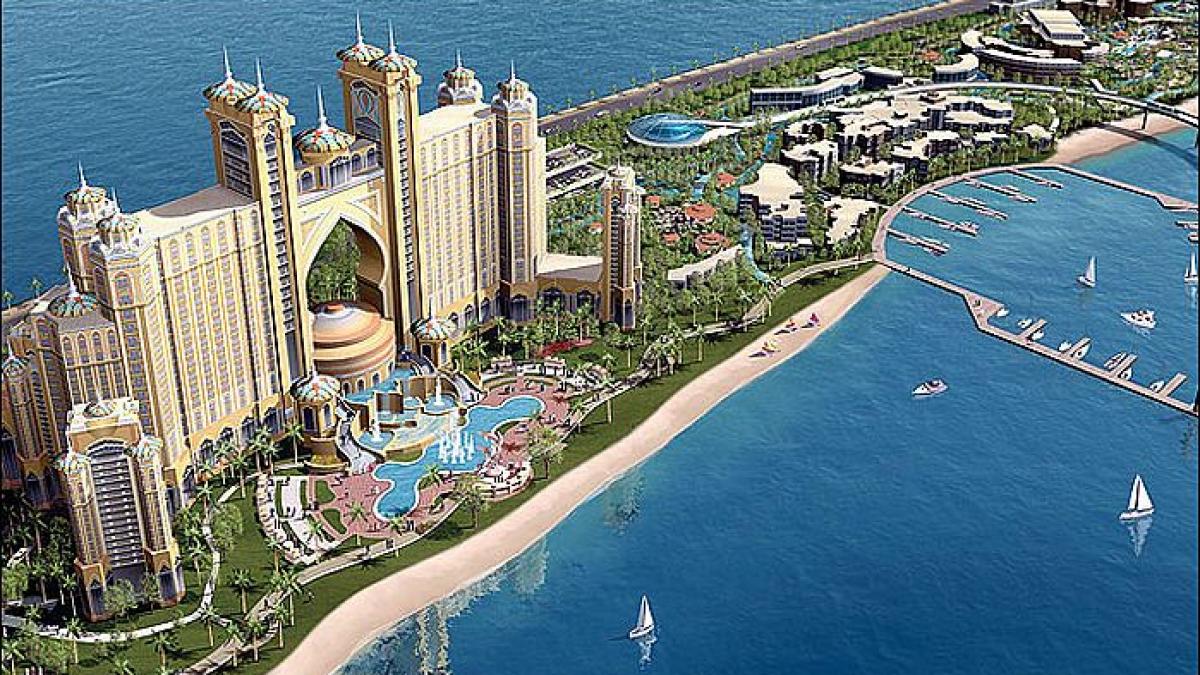 Reportaj impresionant din &quot;Oaza Luxului&quot;. Cum trăiesc românii care au cucerit Dubaiul