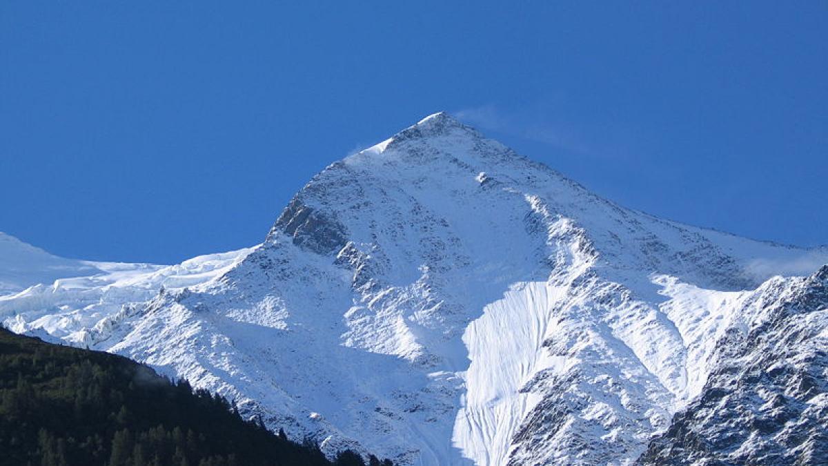 Un turist britanic şi fiul său au fost găsiţi morţi în Masivul Mont-Blanc