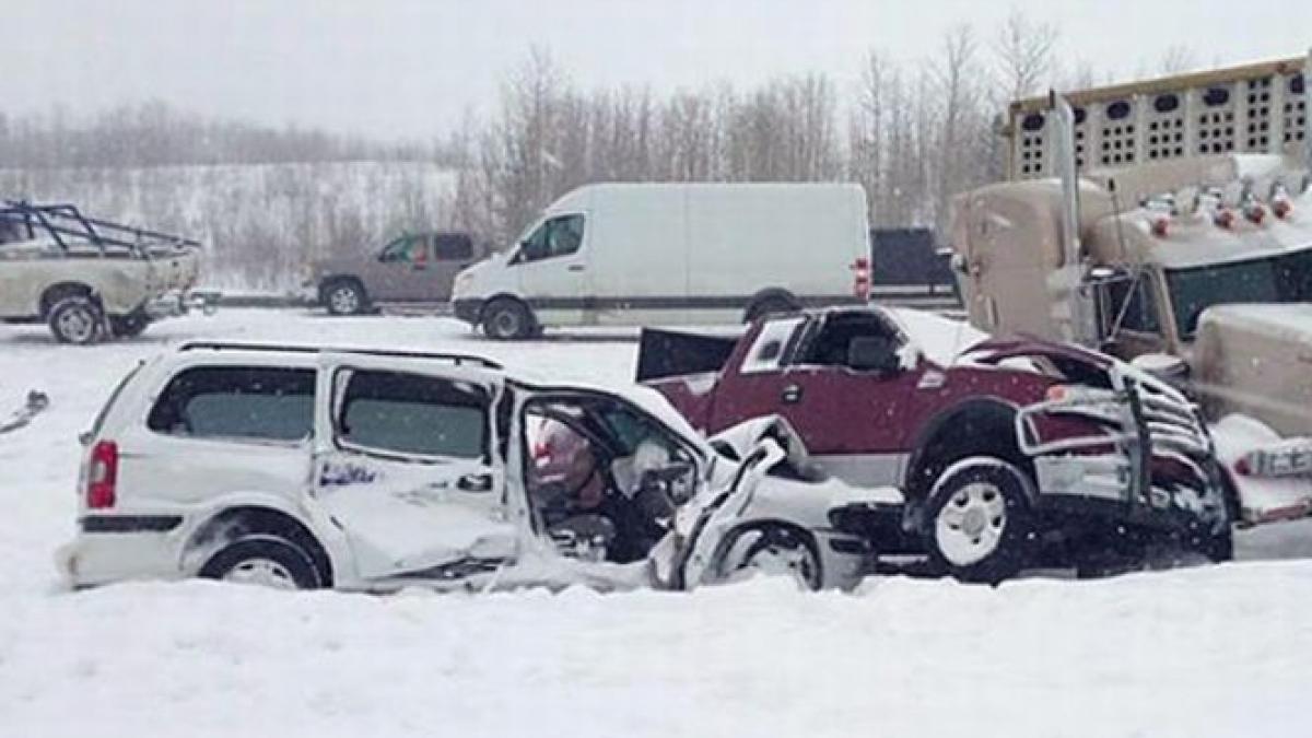 Accident în lanţ. Peste 100 de oameni au fost răniţi