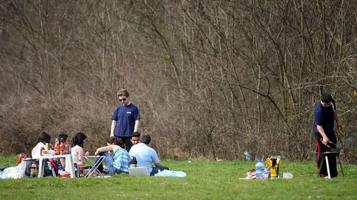 Avem ninsori, viscol şi ploi în luna martie. Ce se întâmplă în VACANŢA de 1 Mai? Mergem sau nu la mare?