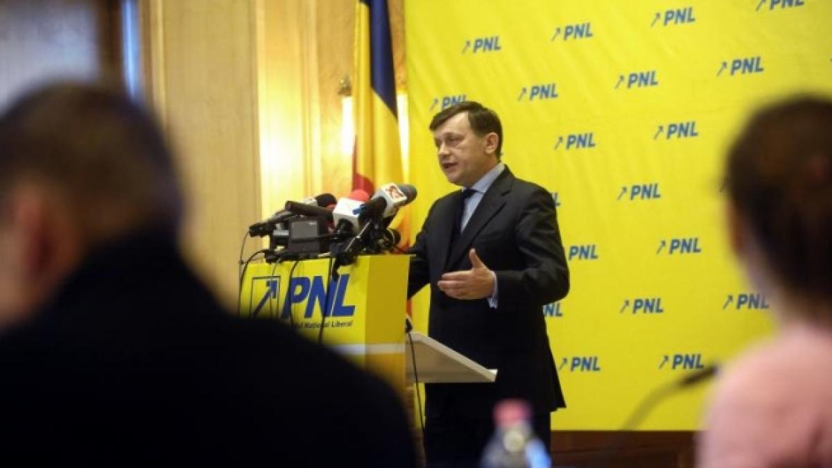 Antonescu: PNL nu a iniţiat, nu iniţiază şi nu cere declanşarea procedurii de suspendare a preşedintelui Băsescu