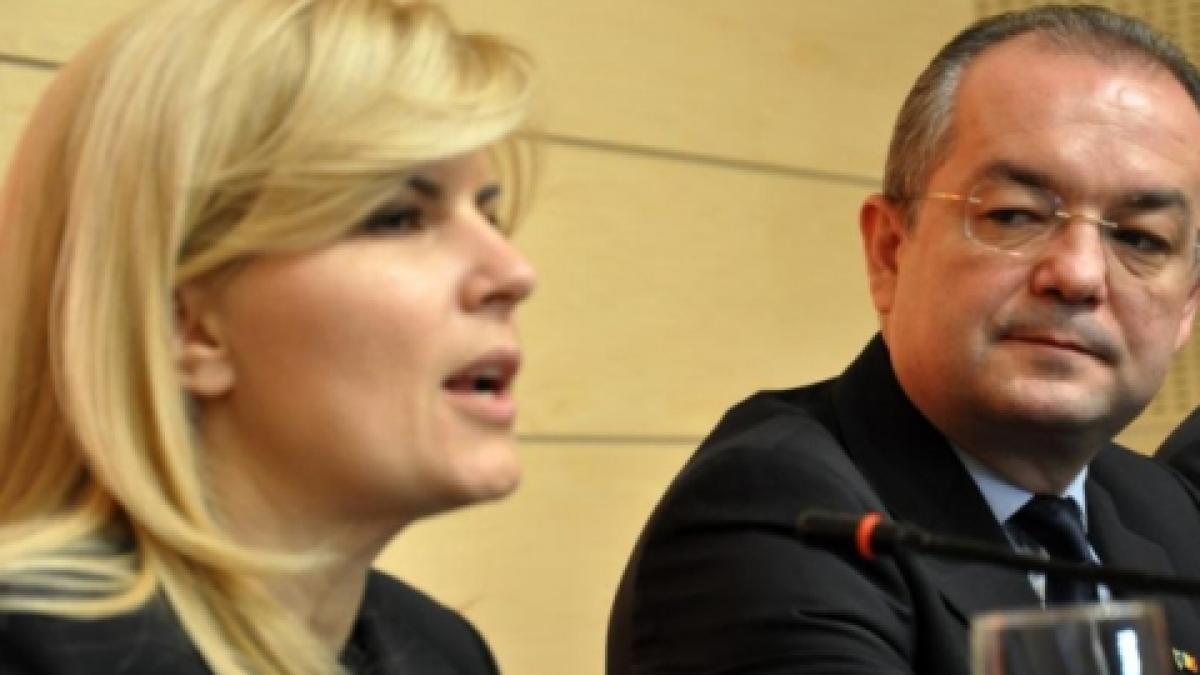 Udrea şi Boc au discutat cu Băsescu. Scenariul de forţă e ruperea unei aripi din PDL -surse