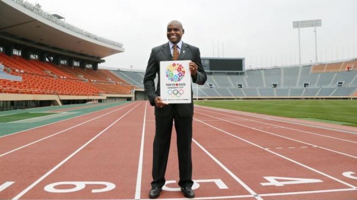 Carl Lewis sprijină candidatura oraşului Tokyo la organizarea JO 2020