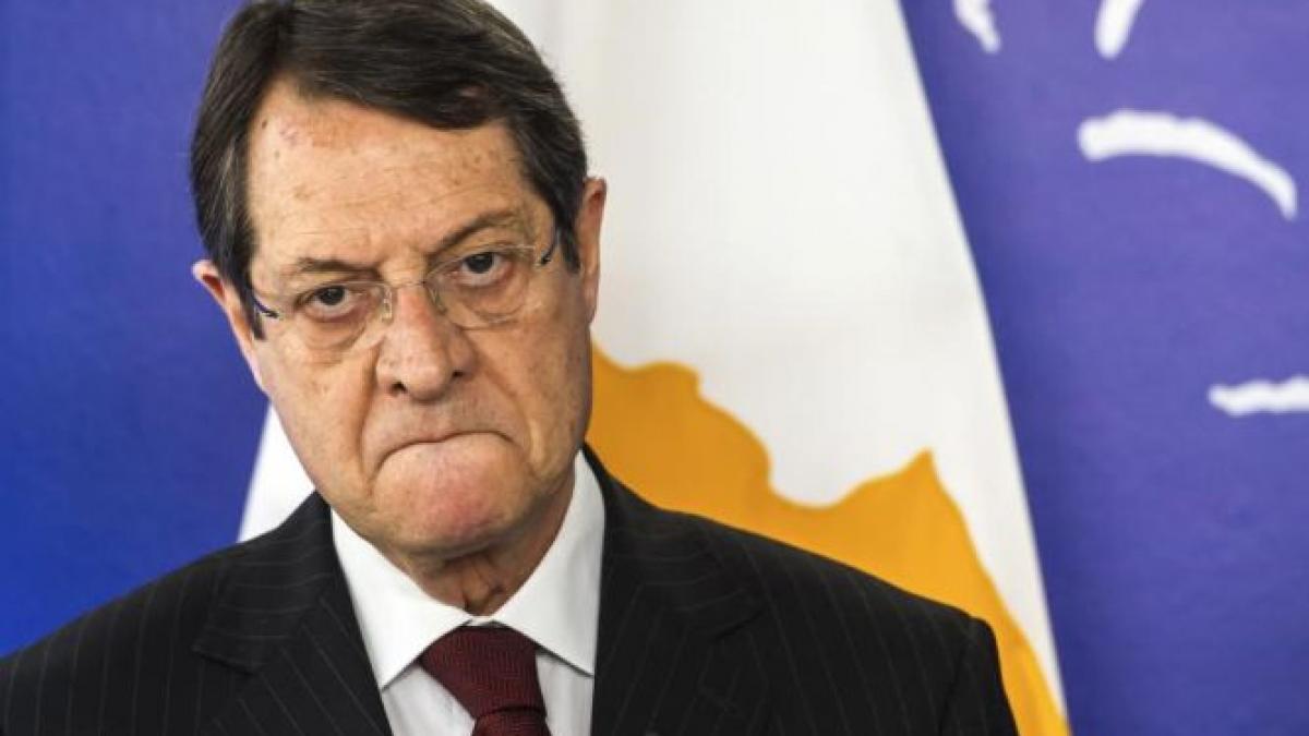 Cipru. Preşedintele Anastasiades avertizează cu demisia troica finanţatorilor