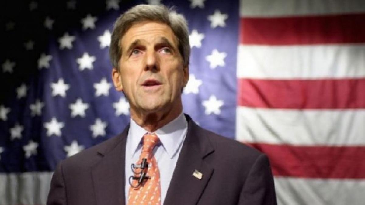 Secretarul de Stat american, John Kerry, a ajuns în Afganistan pentru o vizită-surpriză