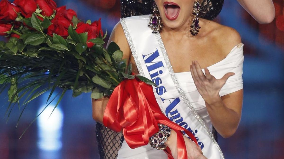 O românca a ajuns Miss America. Imaginea care DOVEDEŞTE acest lucru