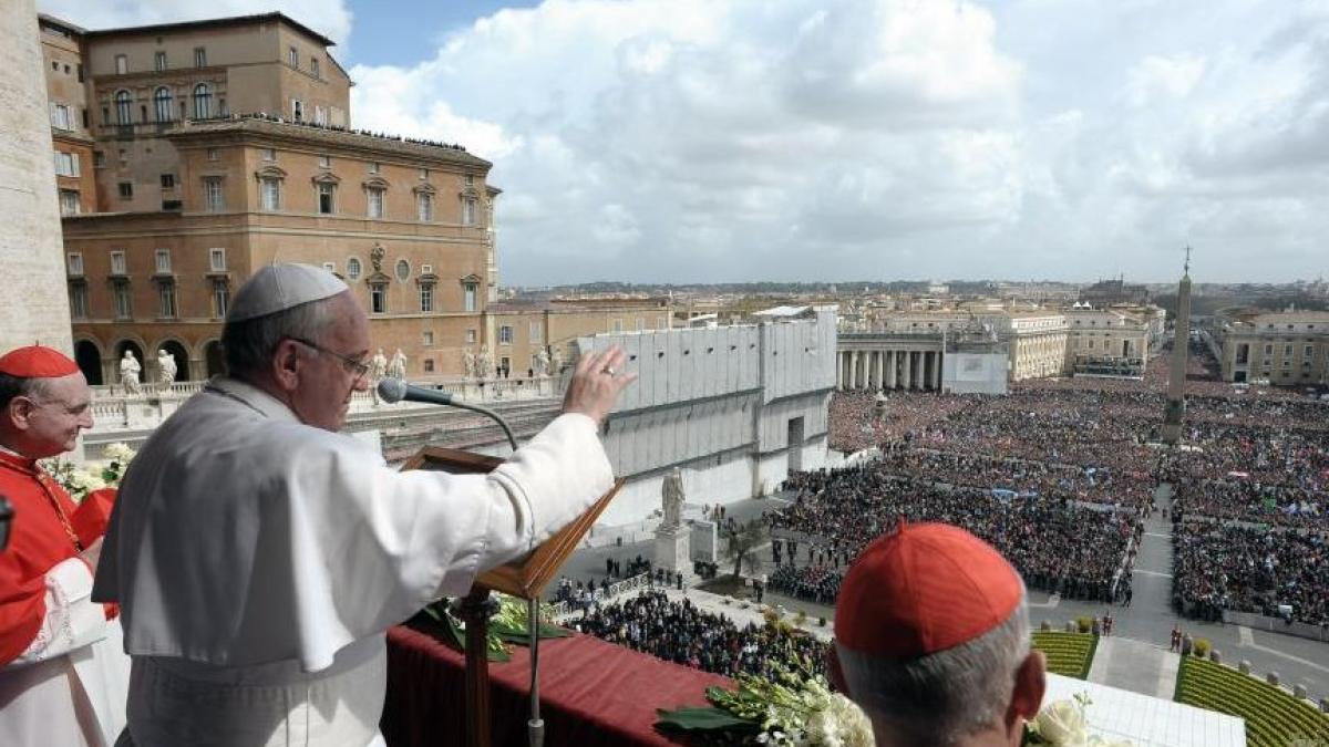 Papa ia în calcul ÎNCHIDEREA Băncii Vaticanului. &quot;Francisc ia decizii surprinzătoare în fiecare zi&quot;