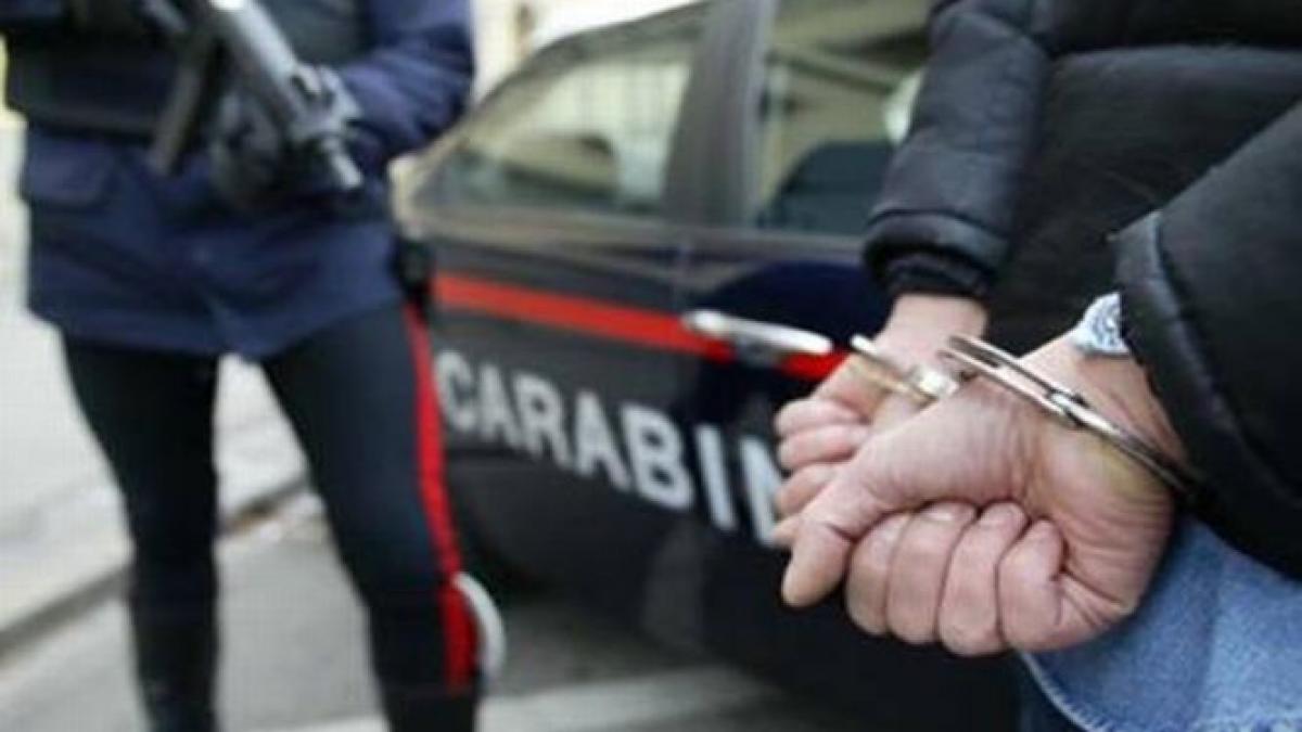 Un ASASIN plătit de Camorra a fost arestat la Napoli