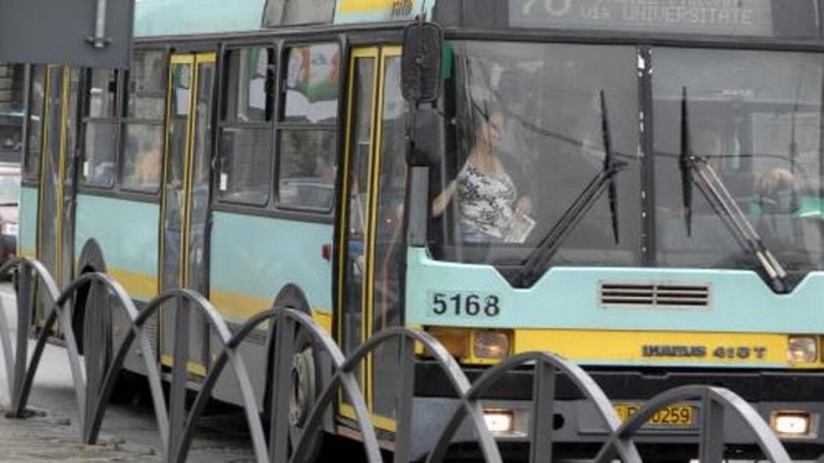 Salariile angajaţilor RATB ajung până la 7.000 lei