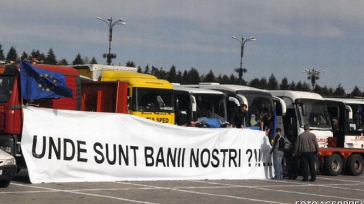 Transportatorii rutieri au renunţat la protestul anunţat pentru joi