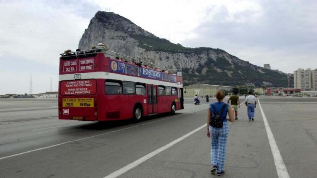 Gibralatar a devenit membru UEFA cu drepturi depline şi va participa în preliminariile Euro 2016