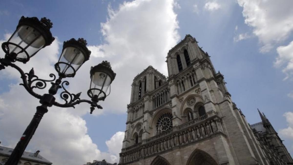 Liturghie Greco-Catolică în limba română, la Catedrala Notre-Dame din Paris