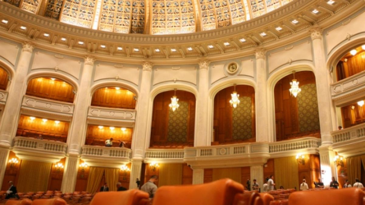 Chiulangii de profesie în Parlament. De când şi-a început mandatul nu a votat NICIODATĂ în Camera Deputaţilor