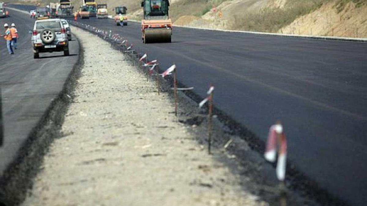 Prima autostrada inaugurată în 2013, în România. &quot;Şoferii o vor putea străbate în 10 MINUTE&quot;