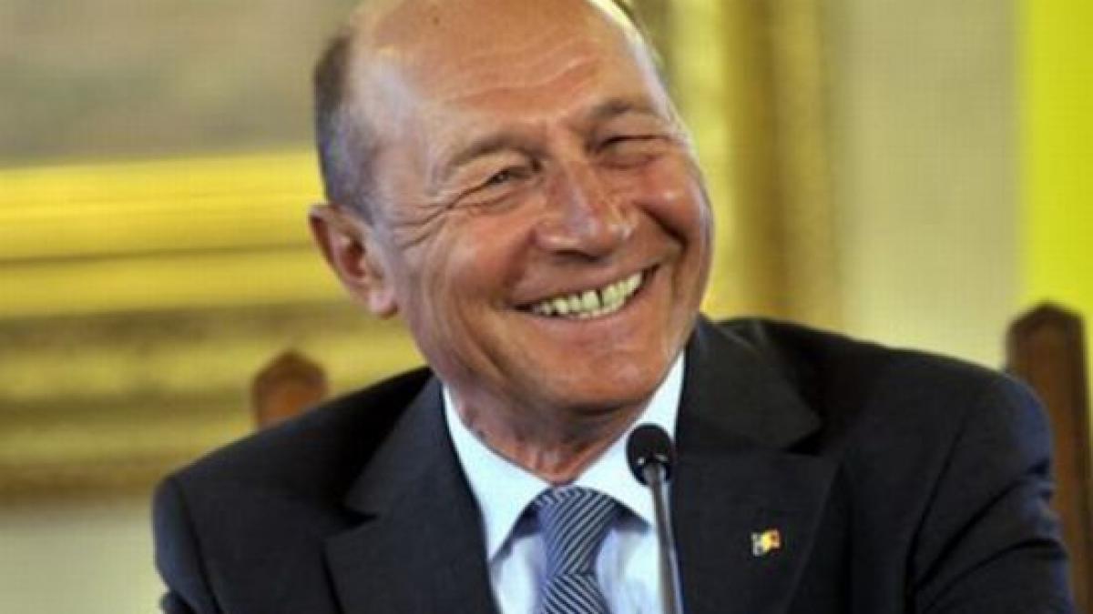 Băsescu: Sistemul de educaţie e ineficient, corupt, lipsit de exigenţă, cu dascăli slab pregătiţi 