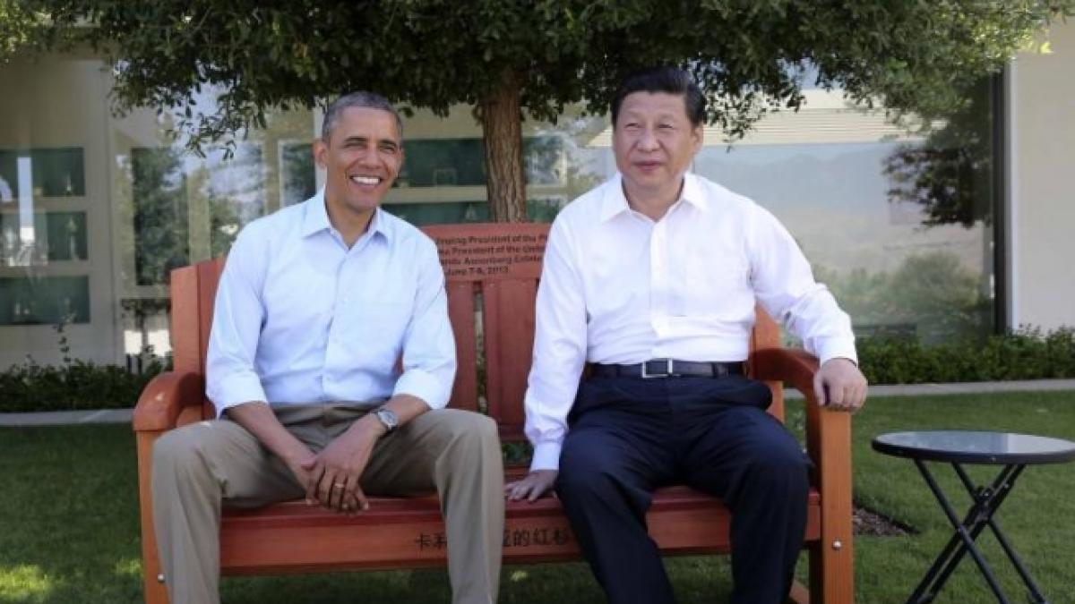 Preşedintele Chinei a primit, cadou de la Barack Obama, o bancă din lemn masiv