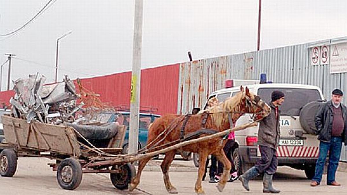 Căile &quot;Furate&quot; Române şi-au pierdut valoarea. Şinele furate de hoţi nu mai sunt primite la centrele de colectare a fierului vechi