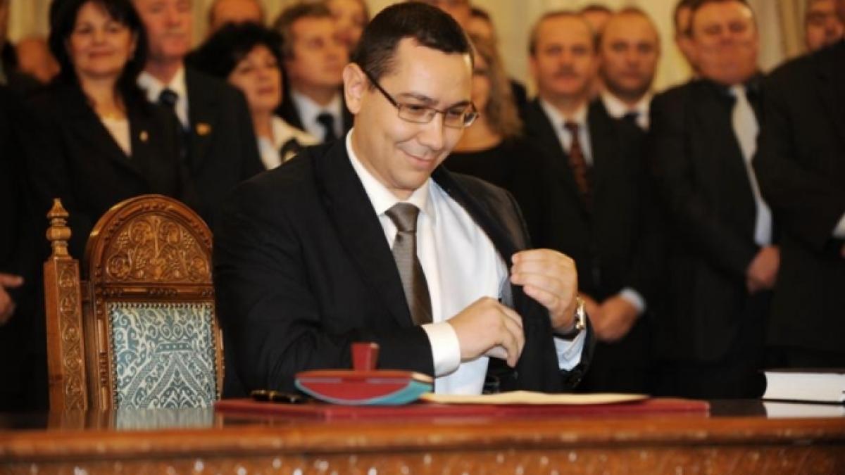 Ponta îl prinde din urmă pe Boc, după ce l-a criticat în acest domeniu