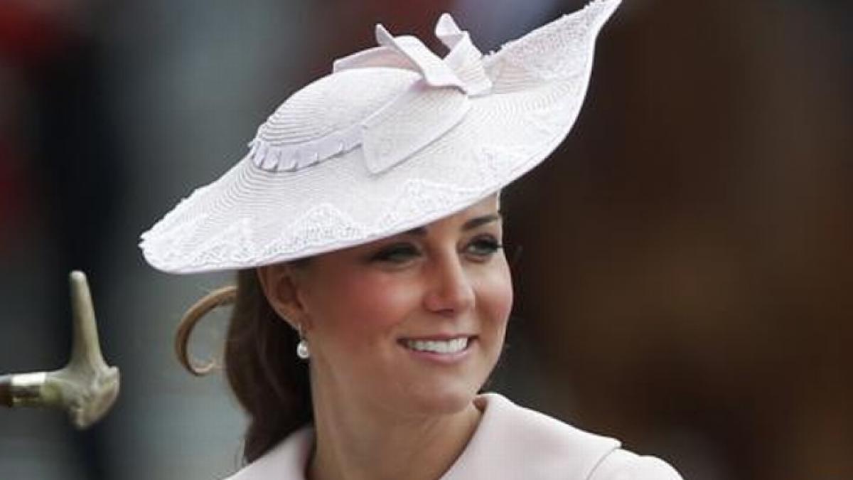 Ultima apariţie în public a Ducesei de Cambridge. Kate se pregăteşte de naştere