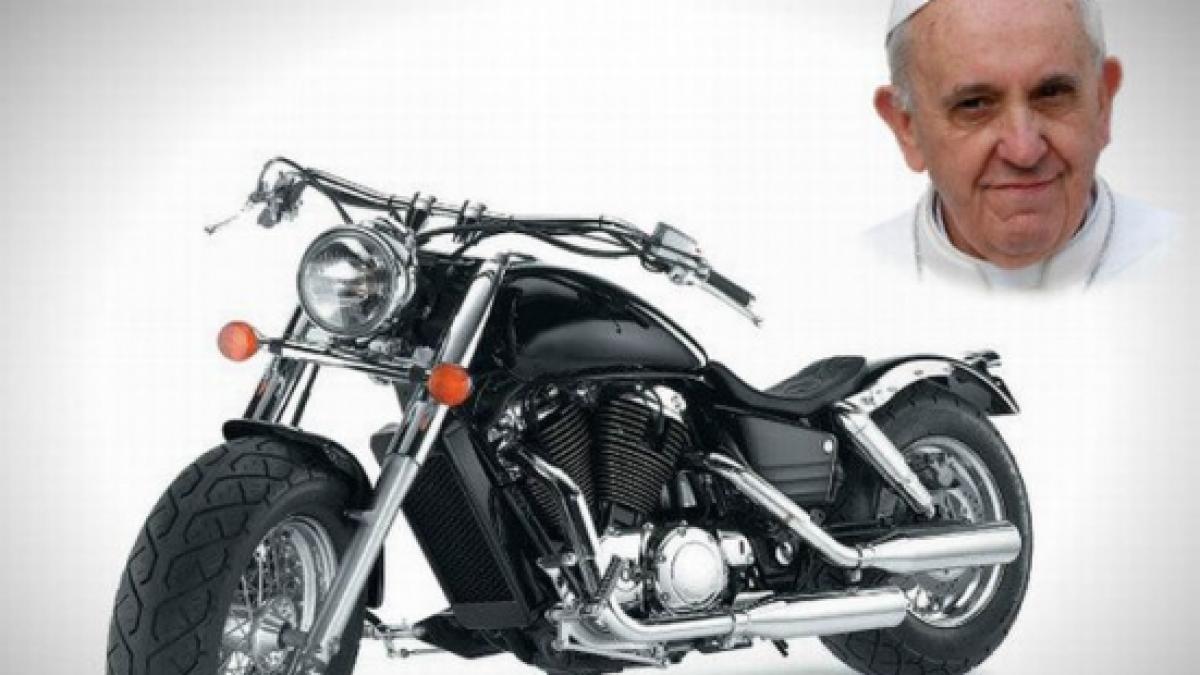 Papa Francisc a binecuvântat sute de motociclişti aflaţi la Roma