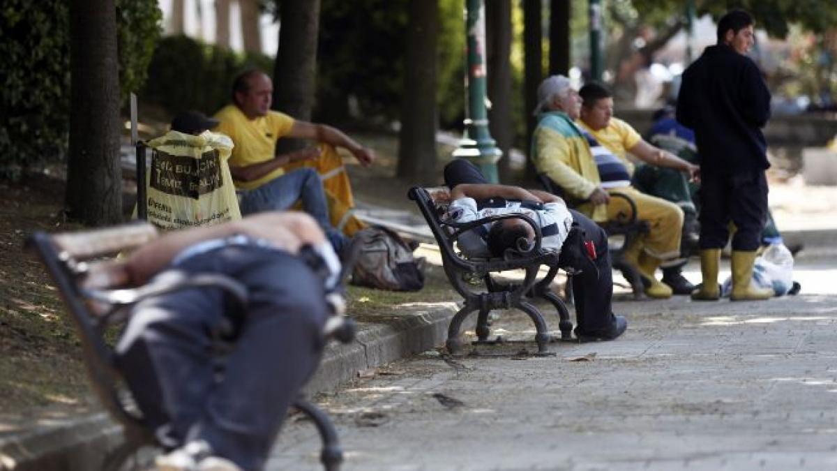 Turcii sunt împotriva distrugerii Parcului Gezi şi cred că guvernul are tendinţe autoritare. Vicepremierul ameninţă cu folosirea armatei