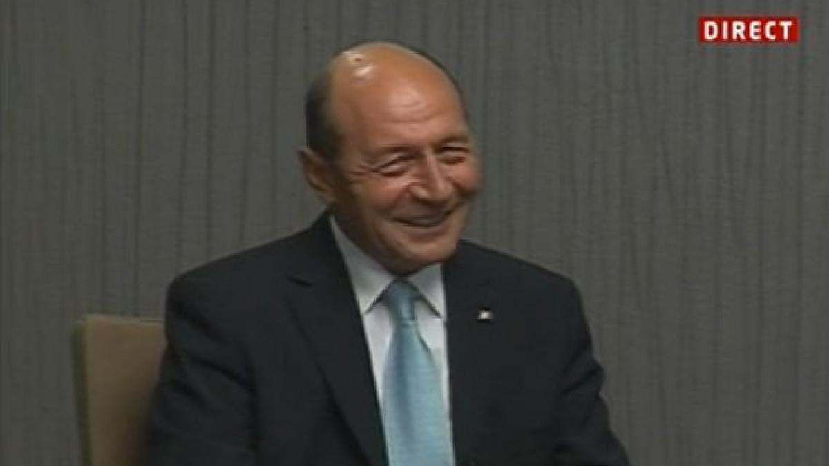 Băsescu: Se apropie vremea candidaturii unei femei la Preşedinţia României